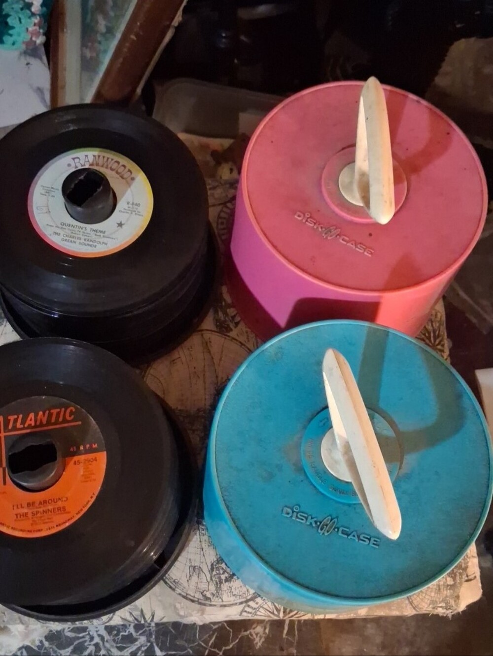 Vintage Disk Go Cases W/45 Records